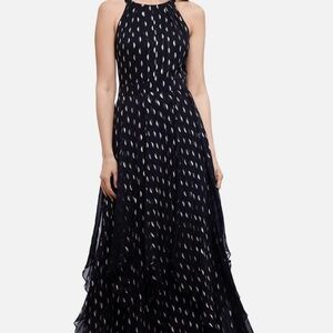 Betsy & Adam size 6 women’s chiffon sleeveless evening dress